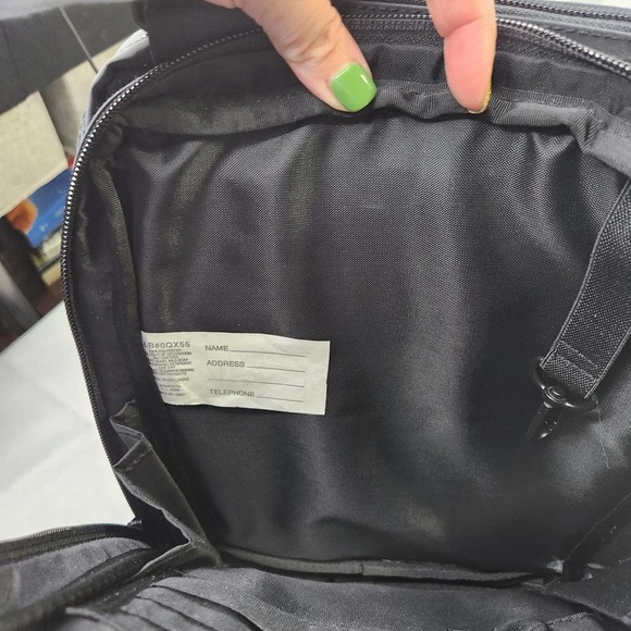 L.L. Bean Traveller Adjustable Strap Crossbody Travel Bag Organizer Black - Picture 6 of 10